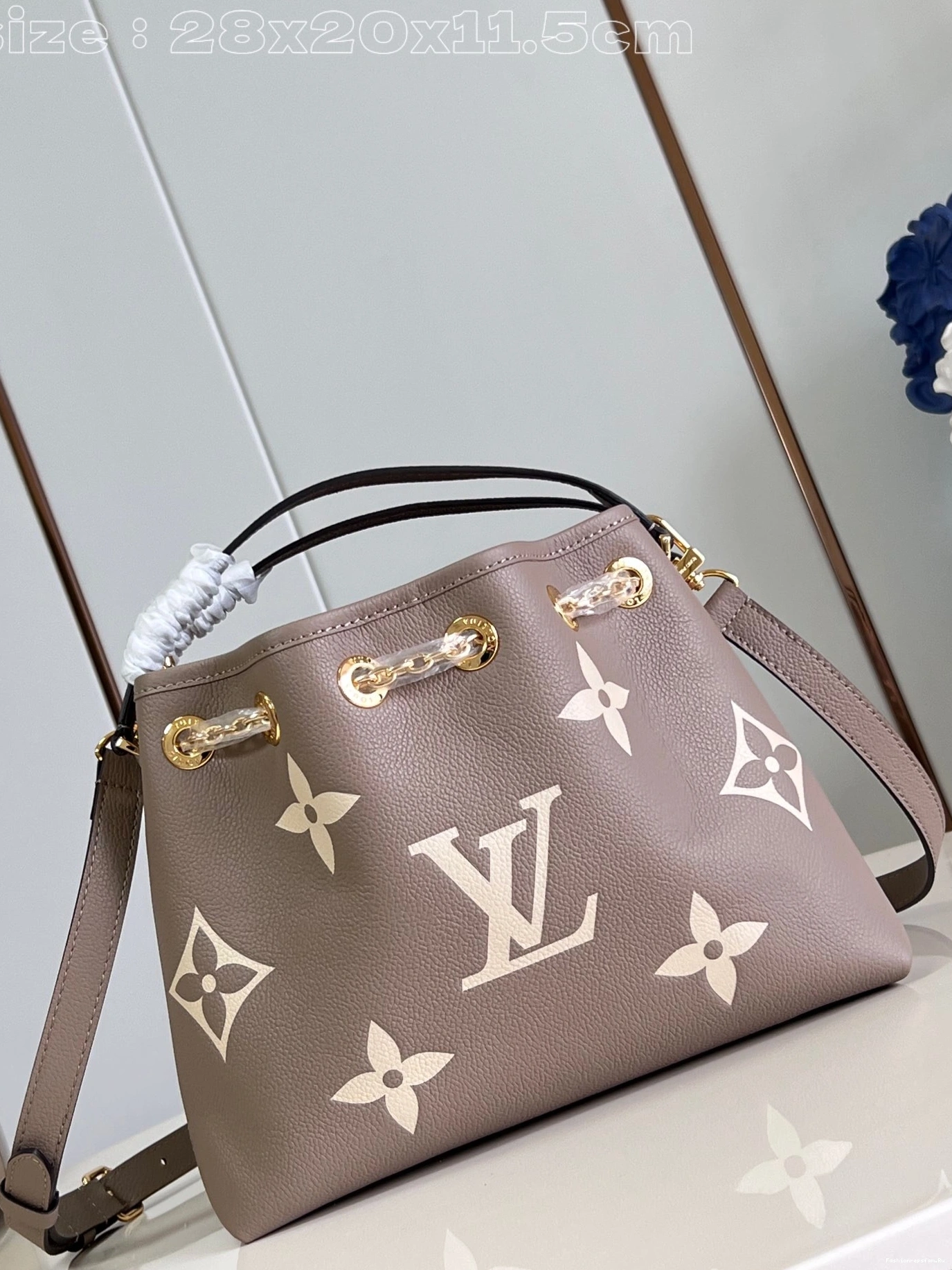 FS CHEAP Summer LOUIS VUITTON Bundle-28*20*11.5CM 0716